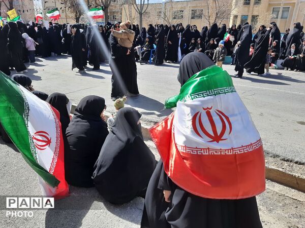 تجمع و خونخواهی فرهنگیان در شهرکرد 