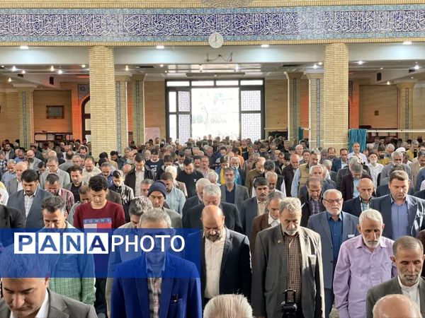 تجلی وحدت و همدلی در صفوف نماز عید فطر ملارد