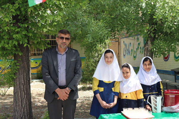 تجلیل از معلمان، سرمایه‌های گران بازار علم