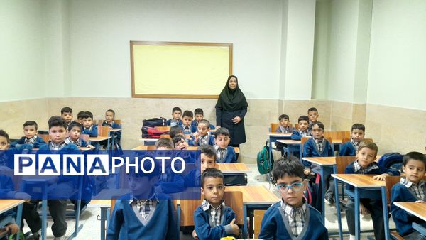 مراسم بازگشایی مدرسه پسرانه ادیب آموزش و پرورش ناحیه ۵ استان اصفهان 