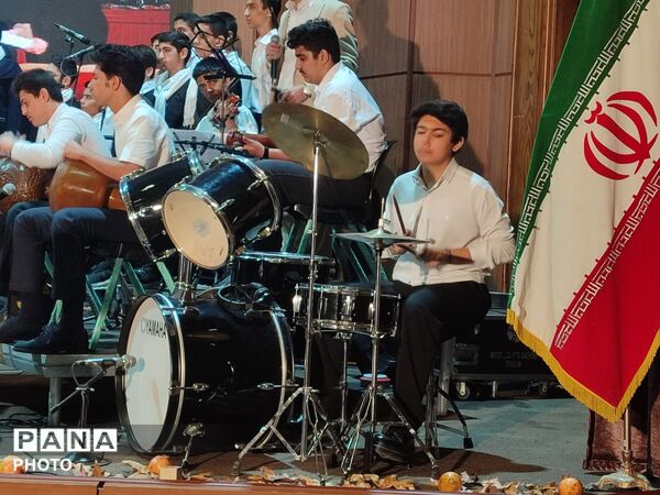 سمفونی ۱۶۸ ؛ روایتی از همدلی و هنر دانش آموزان ناحیه ۳ 