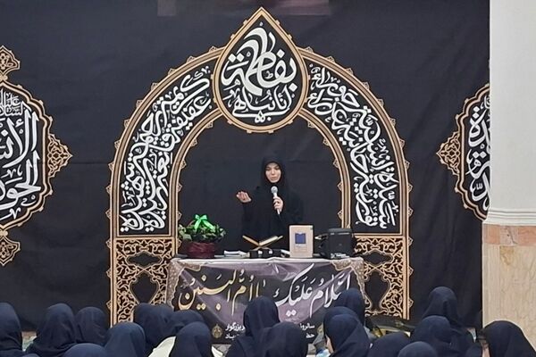 در سوگ مادرِ وفا