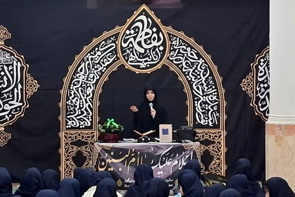 در سوگ مادرِ وفا