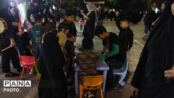 موکب بسیج دانشجویی دانشگاه فرهنگیان در چهارمین شب ماه محرم ۱۴۰۵