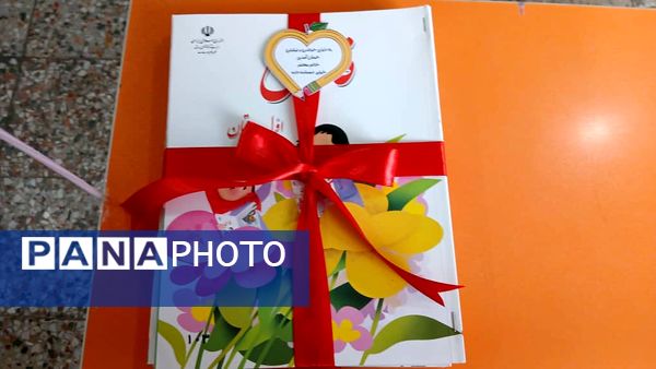 شکوفه‌ها در راه رویش؛ جشن ورود کلاس اولی‌ها در مدرسه شهید مطهری مارم فین