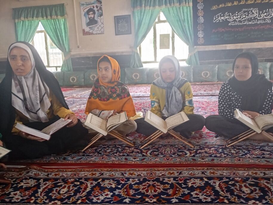برگزاری کلاس تابستانی قرآن در روستای گزکوه