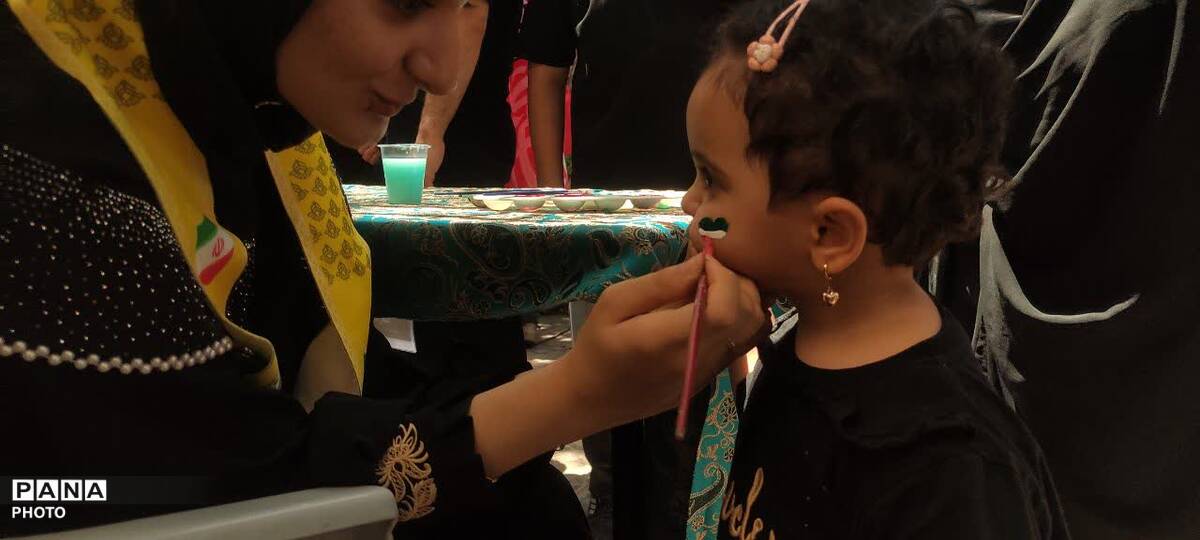 موکب‌های اربعینی «عشاق الحسین» و «با انرژی‌ها» سازمان دانش‌آموزی یزد در نجف‌آباد 