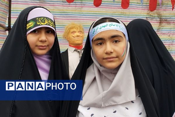 تولد چهل‌وهفت سالگی انقلاب‌اسلامی‌ایران در شهرستان اسلامشهر با مشارکت هزاران نفر از اقشار مختلف