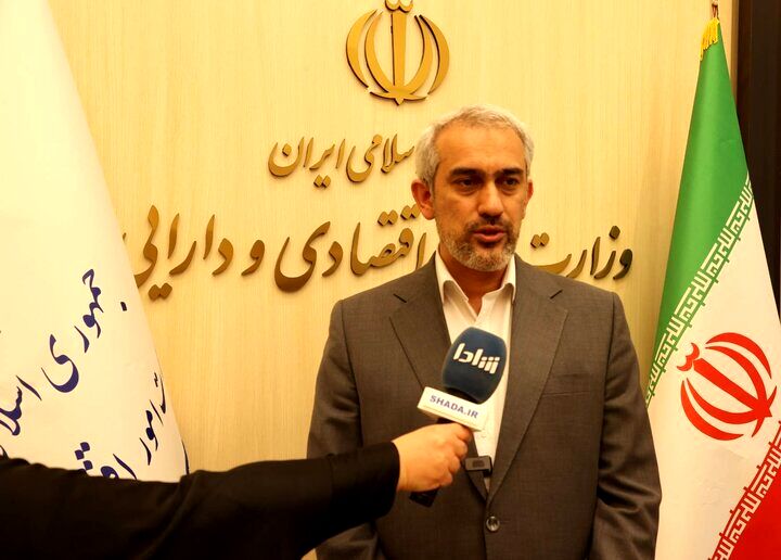 وزیر اقتصاد در حاشیه دیدار با نمایندگان مجلس: تسهیل واردات کالا از طریق مرزهای زمینی