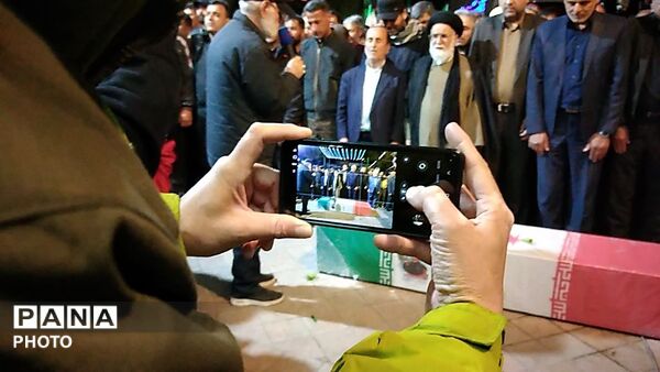 تشییع پیکر شهید رضا روزگرد در نیشابور