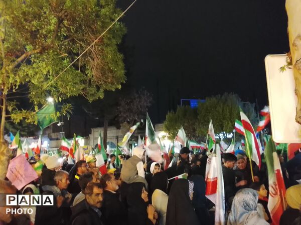 حماسه‌ حضور در زیر باران