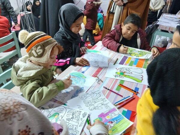 برپایی نمایشگاه حدیث غربت همراه با میزبانی شهید گمنام