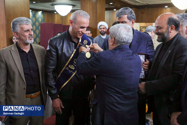 گردهمایی ورزشکاران در پویش ملی «به‌ساز مدرسه بساز مدرسه»