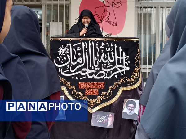 مراسم بزرگداشت شهید سیدحسن نصرالله و سردار شهید نیل فروشان در دبیرستان دخترانه امام حسین(ع) مشهد