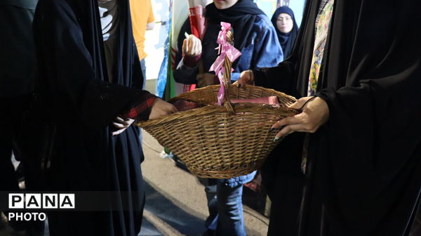 حضور پرشور دانش‌آموزان دبیرستان شهدای مظفر در نود و نهمین موج اجتماع مردمی پاکدشت