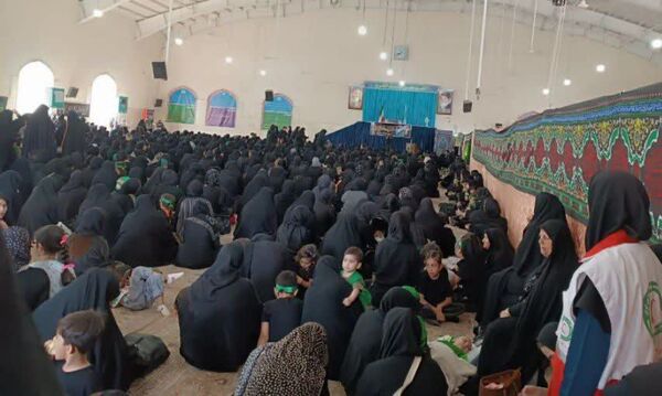 همایش شیرخوارگا‌ن حسینی در محمدشهر کرج