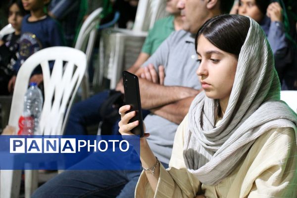 شبی متفاوت در کوهسنگی از سرودهای محمدی تا رصد ماه‌گرفتگی