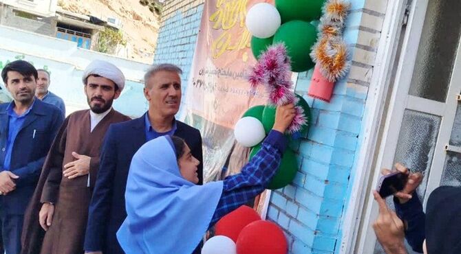 جشن عاطفه‌ها در دبستان ام‌البنین دیشموک