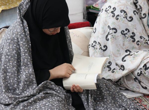 روایتی از آرامش؛ اعتکاف رجبیه دختران نوجوان مسجد امیرالمؤمنین(ع)