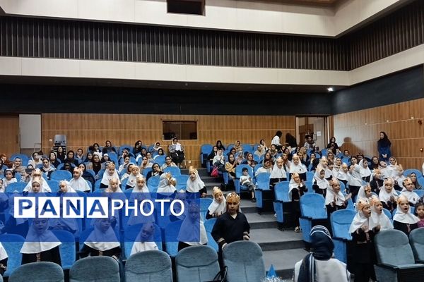 جشن الفبا دختران کلاس اولی مدرسه هدی 