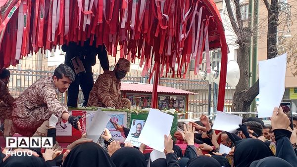 تشیع پیکر دو شهید فارسانی در شهرکرد