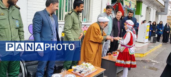 نواخته شدن زنگ بصیرت در دبستان پیامبر اعظم آشخانه
