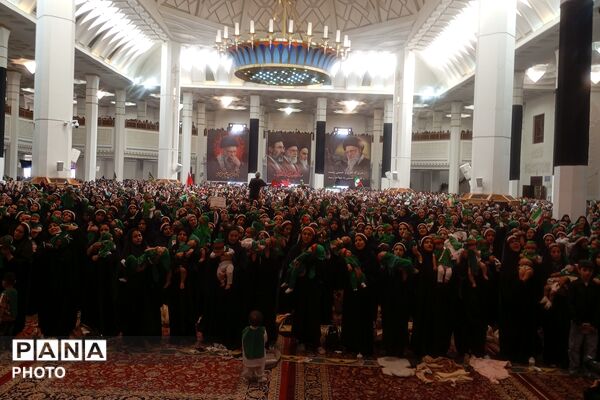 همایش عظیم شیرخوارگان حسینی در حرم شاهچراغ (ع)