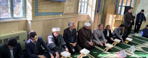 محفل انس با قرآن در دبیرستان سما 