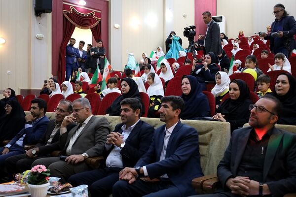 جشن غنچه‌ها در آذربایجان غربی