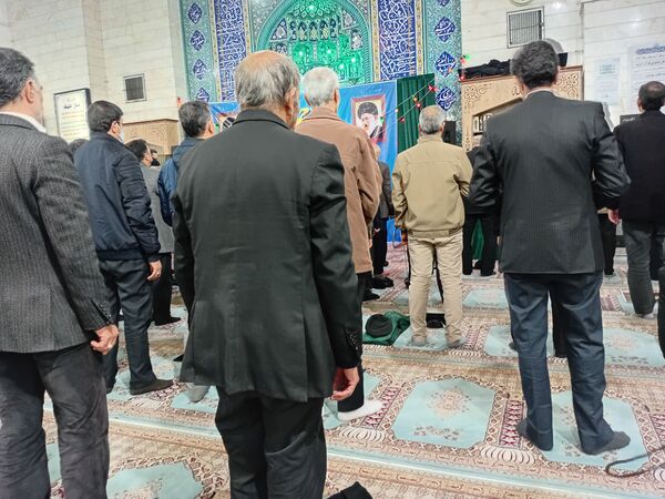 حماسه ۹ دی در مسجد حضرت قائم اسلامشهر 