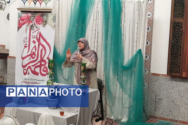 حضور دانش‌آموزان مدارس ناحیه دو شهرری در جشن ولادت حضرت فاطمه (س)