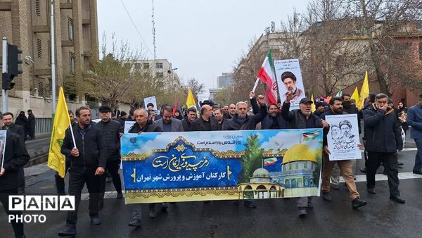 طنین پر شکوه مرگ بر اسرائیل و آمریکا فرهنگیان تهران
