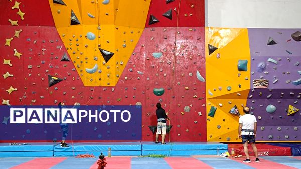 معرفی ورزش سنگ‌نوردی به دانش‌آموزان کهگیلویه و بویراحمد