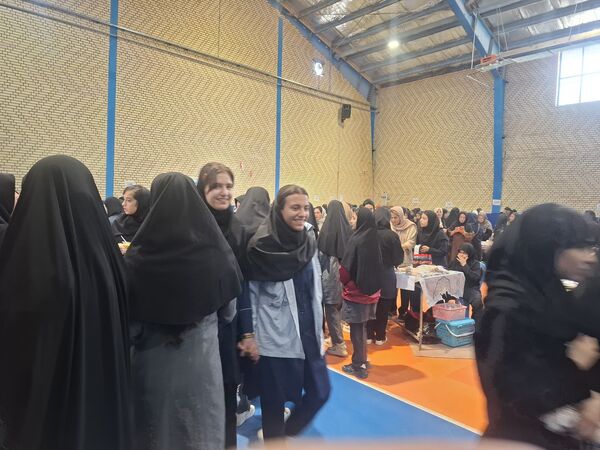 بازارچه کسب و کار دانش‌آموزی دبیرستان پردیسان سملقان