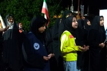 اجتماع شبانه در حسینیه شهدای شهر بار 