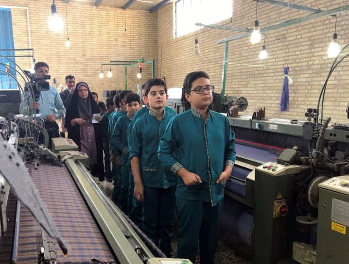 در اردوهای فرهنگِ کار، دانش‌آموزان با نقش مهارت‌آموزی در بازار کار آشنا می‌شوند