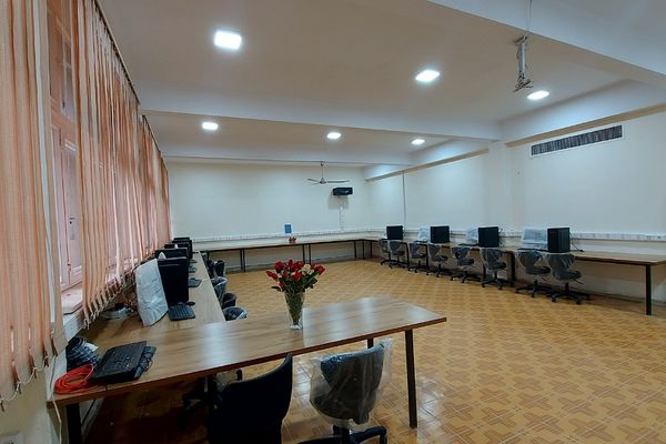 افتتاح سایت کامپیوتر مدارس منطقه کهریزک 