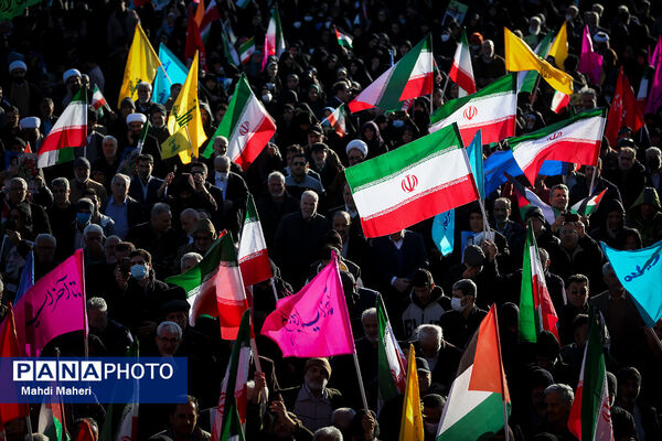 گرامیداشت حماسه ۹ دی در میدان امام حسین(ع)