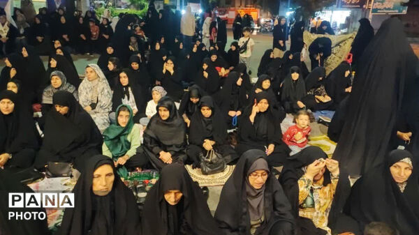 نود و هفت شب حضور حماسی و با شکوه مردم کوهدشت، در میدان امام خمینی(ره)