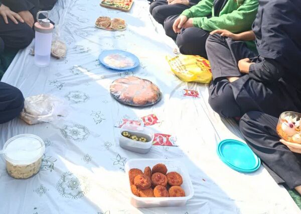 جشنواره صبحانه سالم در دبیرستان علی افشارنژاد ناحیه۶ مشهد