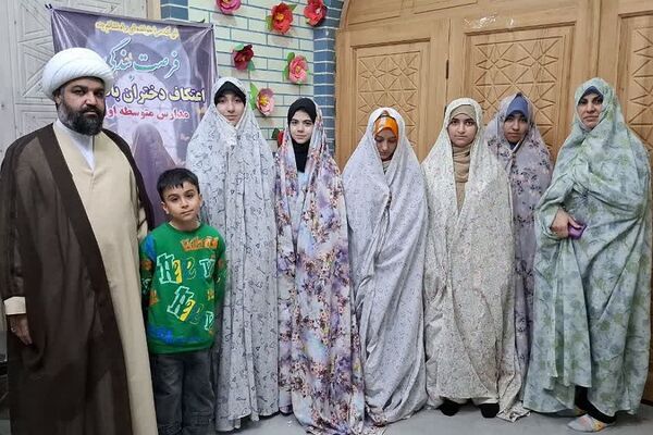 برگزاری اعتکاف دانش‌آموزی در مسجد امیرالمؤمنین(ع) باقرشهر 