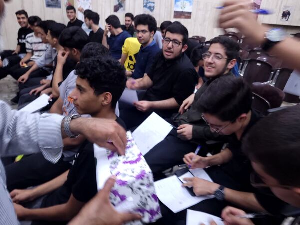 انتخاب دبیر کانون نوجوان پسر محله نظام آباد 