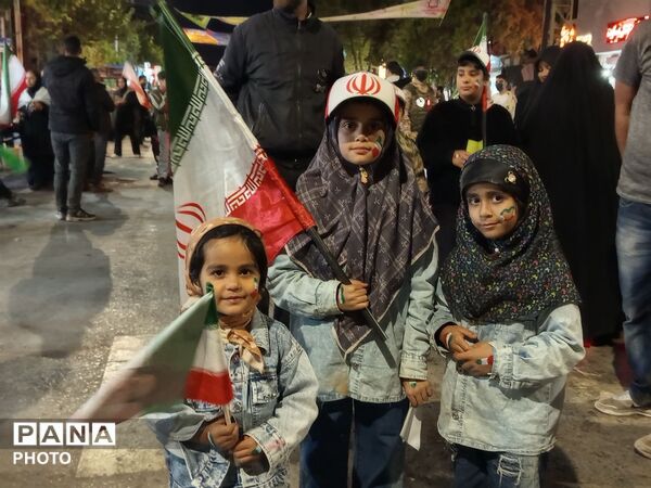 حضور پرشور کودکان و نوجوانان در قلب نیشابور 