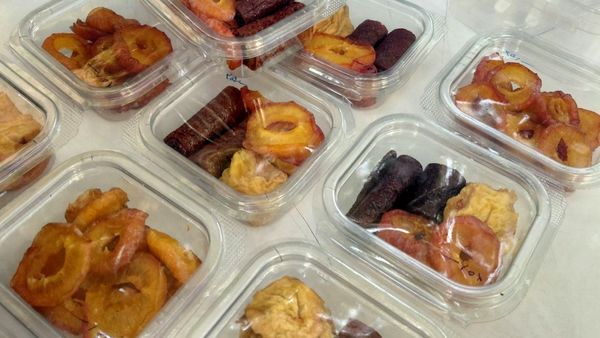 روز جهانی غذای سالم در دبیرستان صالحین 