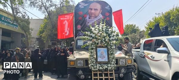 وداع باشکوه مردم با پیکر شهید «علی‌اصغر نورانی»