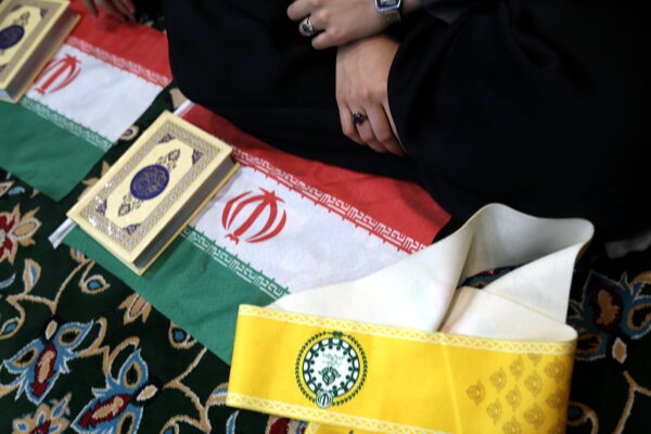 دانش‌آموزان دختر ناحیه یک در محفل اُنس با قرآن گرد‌هم آمدند