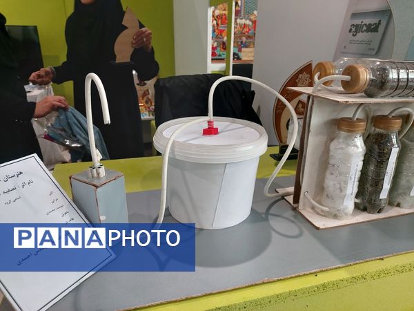 روز دوم نمایشگاه پژوهش و فناوری همزمان با هفته پژوهش در مشهد 