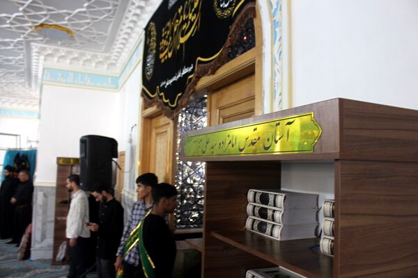 عزاداری دانش‌آموزان قم در آستان مقدس امامزاده سیدعلی(ع)