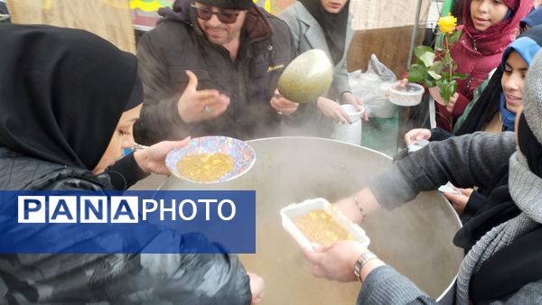 وداع با شهید گمنام در دبیرستان بی بی سلطنت قفلی ناحیه  مشهد مقدس