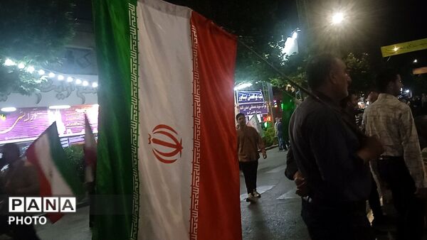 کافه گفتگوی حسینیه امام خمینی در نود و نهمین شب 